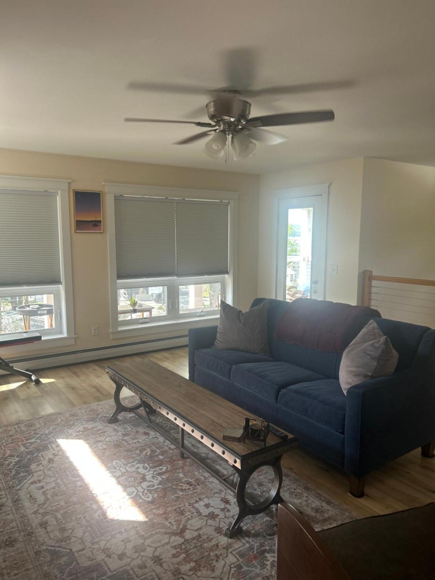 Roberts Lake House Room #3 科尔切斯特 外观 照片