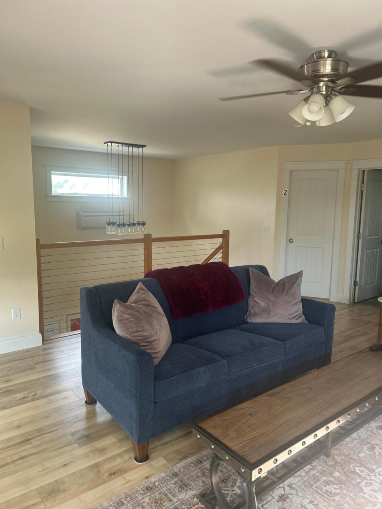 Roberts Lake House Room #3 科尔切斯特 外观 照片